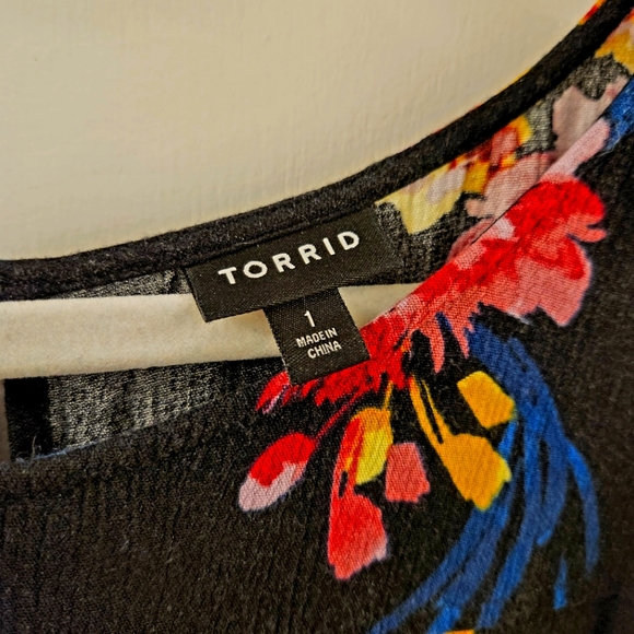 💚VINTAGE TORRID TOP - FLORAL KEYHOLE BABYDOLL BLOUSE PLUS SIZE - GENTLY USED 1X - Picture 3 of 6